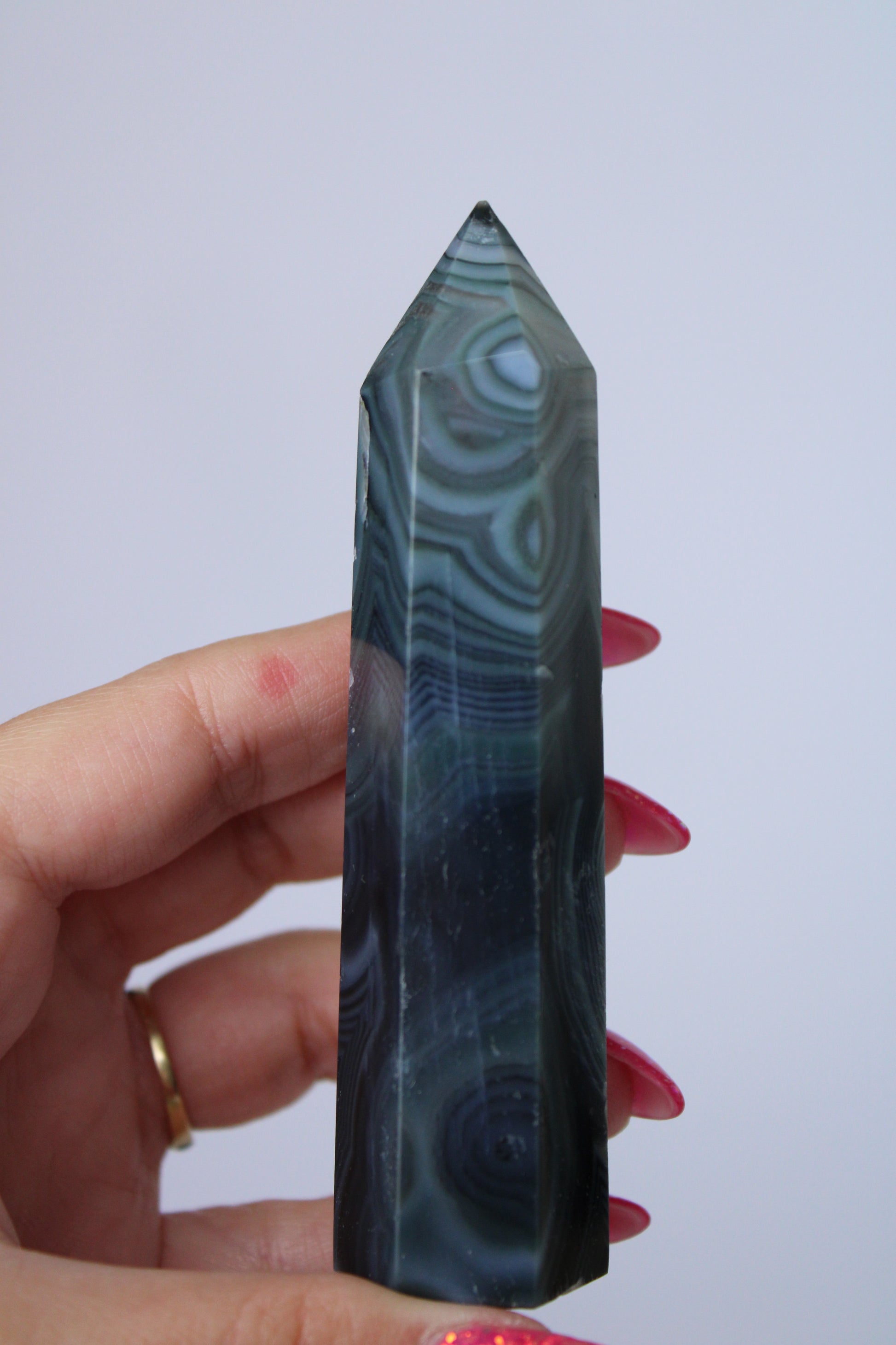 Blauwe onyx toren - Gemstone Dreams